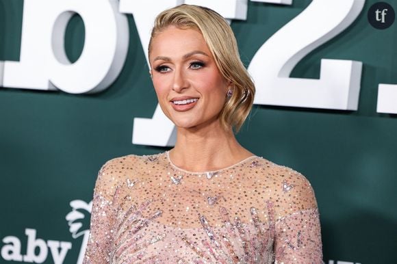 Elle, c'est naturellement Paris Hilton, qui aux côtés de son éternelle binôme Nicole Ritchie revient sous le feu des projecteurs pour une couverture, celle de Glamour Magazine. Si vous êtes nostalgiques de l'émission culte The Simple Life, vous allez être ravis.