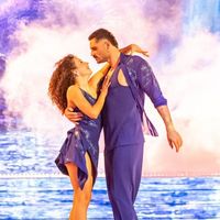 "Dites-nous que vous êtes ensemble", "Vous êtes une évidence" : Elsa Bois partage une tendre vidéo avec Florent Manaudou et fait réagir la Toile