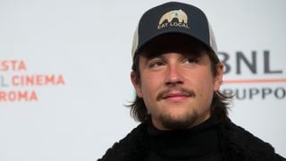 Le rappeur Nekfeu est accusé de viols, et les fans s'en prennent à la mauvaise personne