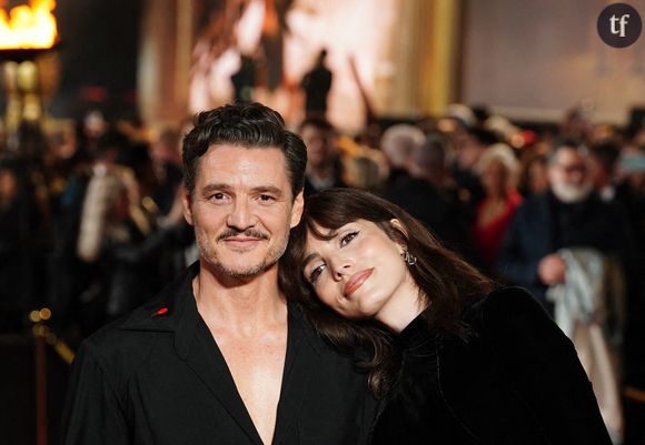 “C’est un labrador”, “l’incarnation du green flag” : Pedro Pascal premier fan de sa soeur Lux, il affiche sa fierté sur le tapis rouge de Cannes