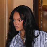 “Quelle tristesse !”, “La décadence !” : Rihanna “inconsciente” avec son bébé d’un an à Paris, la vidéo ne passe pas (du tout)