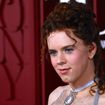 Historique : une personne non-binaire triomphe enfin aux Tony Awards, les Oscars de la comédie musicale