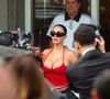 "C'est effrayant", "horrible" : Kim Kardashian trop vulgaire ? C’est le fashion faux-pas avec cette tenue spectaculaire