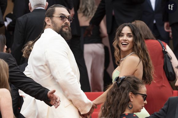 Jason Momoa et Adria Arjona sont officiellement ensemble depuis 2024.