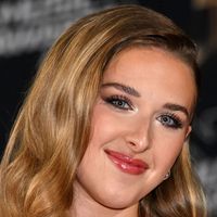 "Tellement violent", Helena dénonce le harcèlement de rue, et reçoit (tristement) l'ire des haters