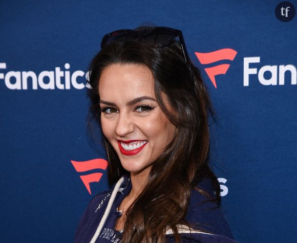 “Dégoûtant”, “c’est pour l’argent” : cette légende du football de 73 ans et sa copine de 24 ans créent la controverse avec leur couple