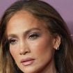 Jennifer Lopez assume son corps à 56 ans sur ces images "sexy et badass" mais ça ne plaît pas à tout le monde