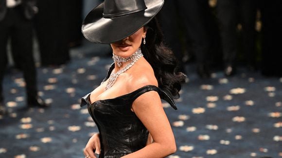 "Une enfant de 11 ans n'a rien à faire là" : Kim Kardashian emmène sa fille au Met Gala et ça fait polémique
