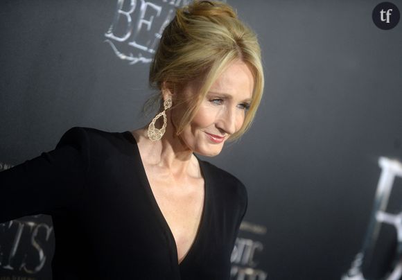 "Peut-on être féministe et lire Harry Potter en 2025 ?", se demandent dès lors les militantes féministes sur les réseaux sociaux.