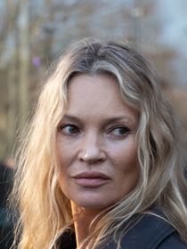 "C'était une enfant" : cette archive choquante où Calvin Klein sexualisait le côté "femme enfant" de Kate Moss pour attirer les hommes