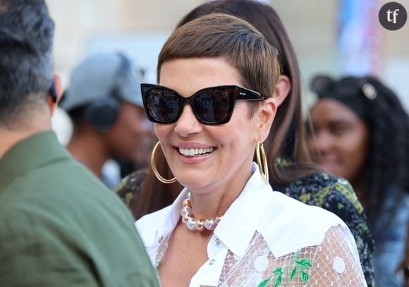 "Tes cheveux sont ringards" : cette animatrice télé iconique révèle enfin les coulisses de son style audacieux