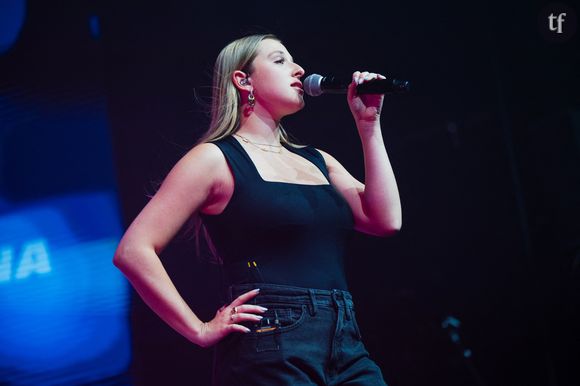 "Elle est beaucoup trop ronde" : Héléna de la Star Ac victime de grossophobie à cause de cette tenue, un sexisme affligeant