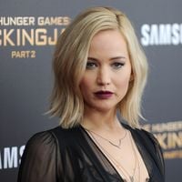 "Tous les deux nus comme des animaux" : Jennifer Lawrence dévoile sa scène très sexy avec Robert Pattinson sur un tournage