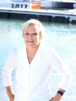 Muriel Robin seins nus en pleine émission télé, des images féministes et fortes