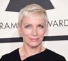 C'est urgent, écrit-elle, à l'heure où la misogynie se normalise partout. Annie Lennox : "le féminisme mondial peut unir et autonomiser les femmes du monde entier. Il y a 17 ans, j’ai donc cofondé « The Circle » : une organisation féministe mondiale, solidaire et travaillant en partenariat avec les femmes confrontées à la violence et aux inégalités dans le monde entier"