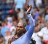 "Ça a un impact psychologique. Absolument.  Je ne ressemblais pas aux autres filles, mais nous sommes toutes différentes.", témoigne-t-elle aujourd'hui. Bustle toujours, soulève cette remarque à son sujet : "Serena Williams a fait ses débuts professionnels a remporté le premier de ses 23 titres du Grand Chelem en simple à 17 ans. Malgré son immense succès sur les courts, ses complexes physiques l'ont affectée."