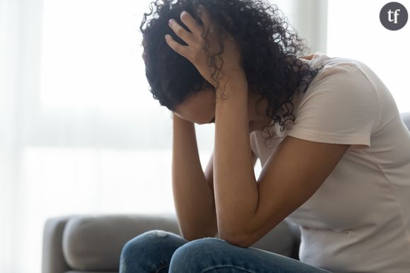 "Ils m’ont fait fumer un joint coupé à je ne sais quoi et j’ai fait un gros malaise... Ensuite on m’a demandé de monter sur lui et ils ont filmé des scènes de mes fesses".  C'est une déclaration qui a suscité beaucoup de bruit sur les réseaux sociaux, et d'autant plus, au sein de la scène rap francophone. Une jeune femme accuse ces dernières heures sur Twitter un célèbre rappeur hexagonal d'attitudes sexualisantes et condamnables, alors qu'elle n'avait que 16 ans au moment des faits qu'elle évoque en détails.