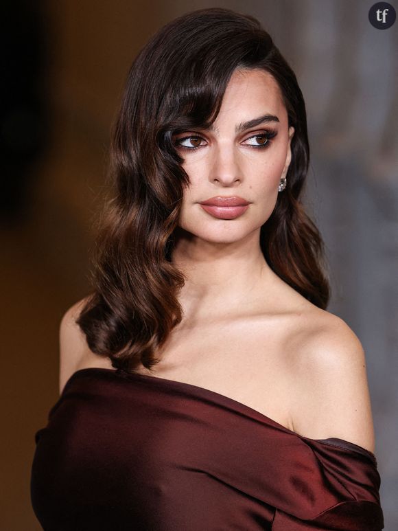 La top-model a fait comprendre son désarroi face à une coupe de cheveux qu'elle décrit comme "ratée". Et pour cause, la jeune femme a opté pour un choix audacieux, qui peut être difficile à porter : la frange.