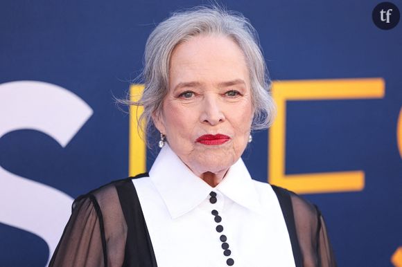 “Je regrette” : Kathy Bates, actrice de Titanic et d’American Horror Story, explique pourquoi elle a caché son cancer des ovaires