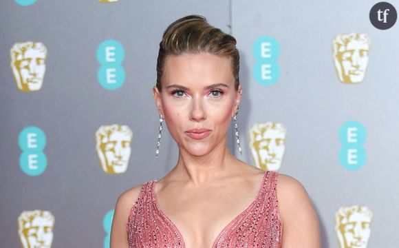 Le dating quand on est une superstar ça marche comment ? Scarlett Johansson a son idée. Cette actrice iconique et sex symbol hollywoodien dévoile l'envers des relations d'un soir.