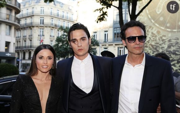 "Il était violent avec ma mère, il lui a fracassé la tête, pété des côtes", révèle le fils de cet acteur iconique du cinéma français