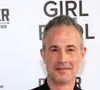 La productrice Gibgot a commenté la publication de l'actrice pour se réjouir de l'annonce. « J'ai tellement hâte », a-t-elle écrit. « Pareil !!! », a répondu Cook à son commentaire. « Et pour le dire publiquement : tout ça, c'est l'idée de Jen !! ». La productrice a également annoncé la nouvelle en storie Instagram : « Je suis tellement excitée de retrouver ces deux-là et de faire un film de Noël qui fait du bien ».