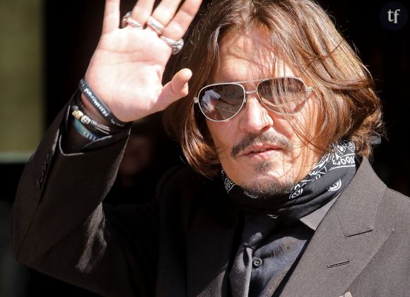 Un "soap opera" ? Les internautes ont justement réagi à cette appellation étrange qui tend à minimiser les faits : "C'est Johnny Depp qui voulait que ce soit télévisé. Il a organisé deux procès. C'est un « feuilleton » à cause de LUI !",&nbsp; "Il en a fait un feuilleton. Enlevez ce sexagénaire violent de mon écran !", "C'est devenu exactement ce qu'il voulait"