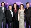 “C’est sa mère”, “non c’est juste une vraie femme” : Keanu Reeves heureux en couple, sa compagne divise violemment les fans