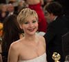 Un drame intime sur fond de dépression post partum, qui sous le regard d'une femme cinéaste, Lynne Ramsay, dit tous les maux de la condition féminine, trop ignorés. Et met à nu ses acteurs superstars. Littéralement ! Cela, c'est Jennifer Lawrence qui le raconte... Sans aucun filtre.