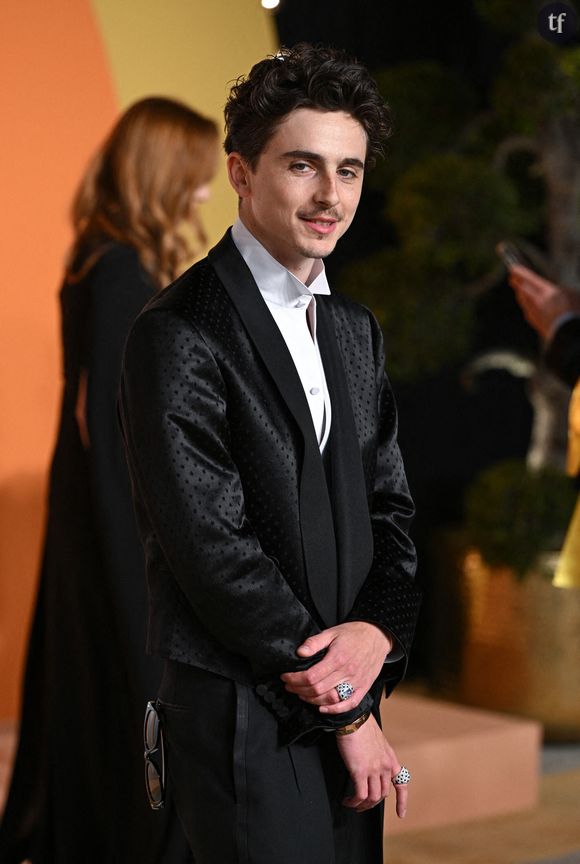 "Pire choix possible", "pas de muscles" : Timothée Chalamet en James Bond ? Les internautes sont en PLS