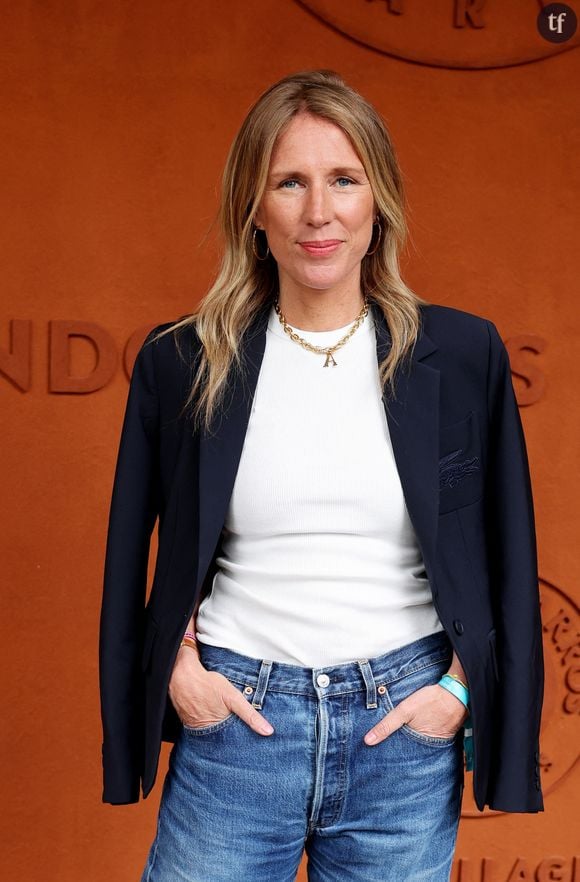 C'est le complexe des fesses : "pourquoi on en souffre, d’où vient cette comparaison permanente, et comment apprendre à s’accepter enfin", énumère avec éloquence le postulat de la séquence.