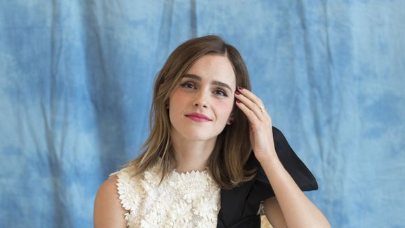 "Iconique" : Emma Watson cligne de l'oeil au très sulfureux et sexy film de Zendaya sur ces photos acclamées par les fans