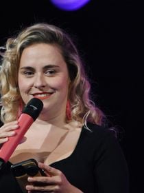 "Il posait son pénis..." : cette célèbre humoriste parle du consentement avec justesse (quitte à défriser les machos)