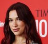 "La personne la plus sexy du monde" : Dua Lipa dévoile ses abdos sculptés dans un mini bikini léopard et rend fous les internautes