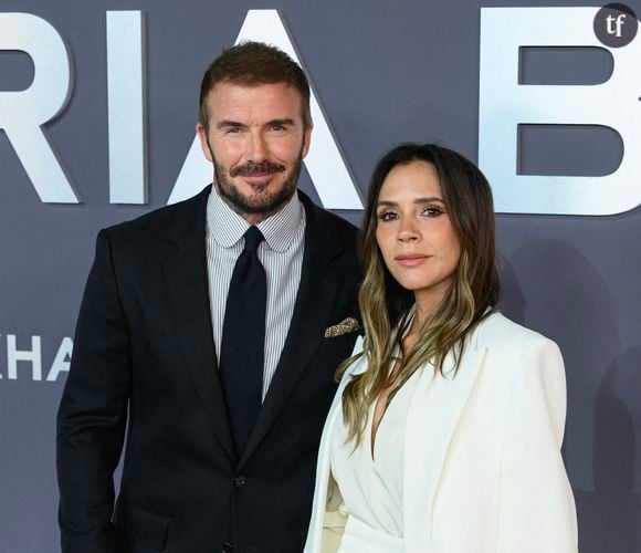 “Elle a voulu éclipser la mariée…” : Victoria Beckham "trop star” à un mariage, elle se fait clasher pour son look