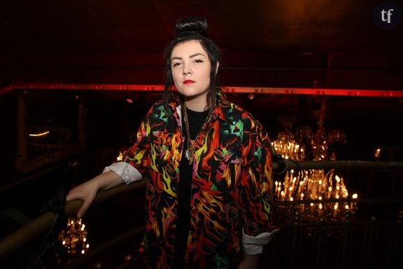 Sur les réseaux sociaux, sous notre vidéo relayée ci-dessous, on lira ainsi : "on s'en fout", "elle ment", "ouin ouin", "personne la connaît celle-là", "toujours à chialer"