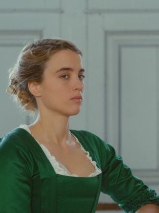 Pourquoi on célèbre toujours les femmes artistes... bien trop tard ?