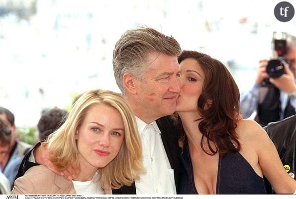 Décès - Le réalisateur David Lynch est mort à 78 ans - "NAOMI WATTS" REALISATEUR "DAVID LYNCH" "LAURA ELENA HARRING" PHOTOCALL FILM "MULHOLLAND DRIVE" FESTIVAL FILM CANNES 2001 "PLAN AMERICAIN" EMBRASSE